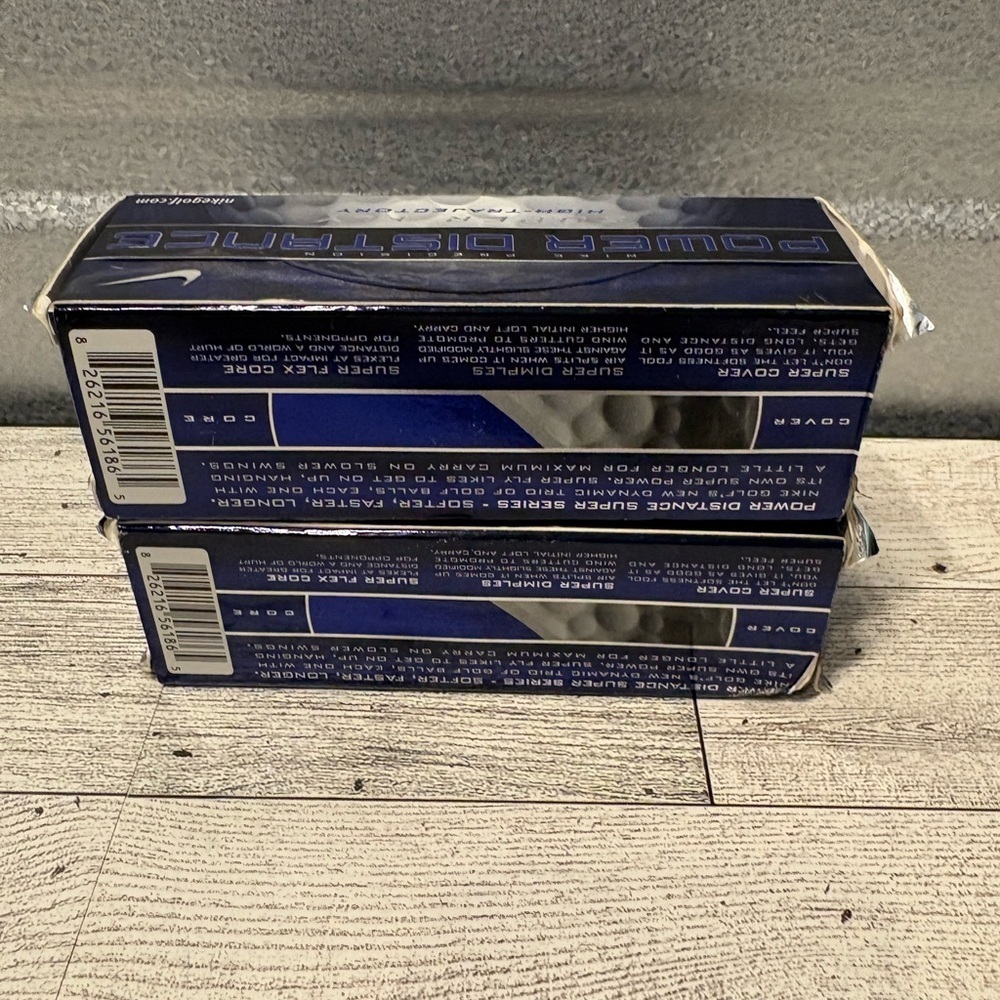 Nike Power Distance Super Fly Golf Balls in Black and Blue - Picture 4 of 4